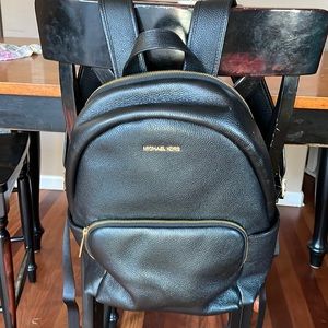 Beautiful like new Michael Kors backpack